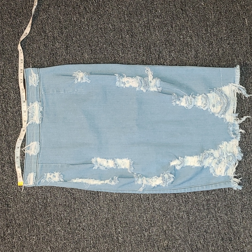 Fashion nova skirt